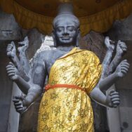 Mythlok - Vishnu statue