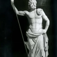 Mythlok - Posiedon statue