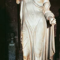 Mythlok - Aphrodite statue