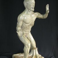 Mythlok - Bernardo Carpio statue