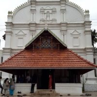 user comment Church where Kadamattathu Kathanar supposedly worked