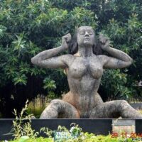 Mythlok - Yakshi statue Sculpture of a Yakshi from Kerala mythology