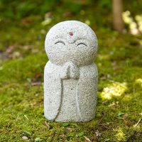 Mythlok - Jizo statue A mini statue of the Japanese Boddhistava Jizo